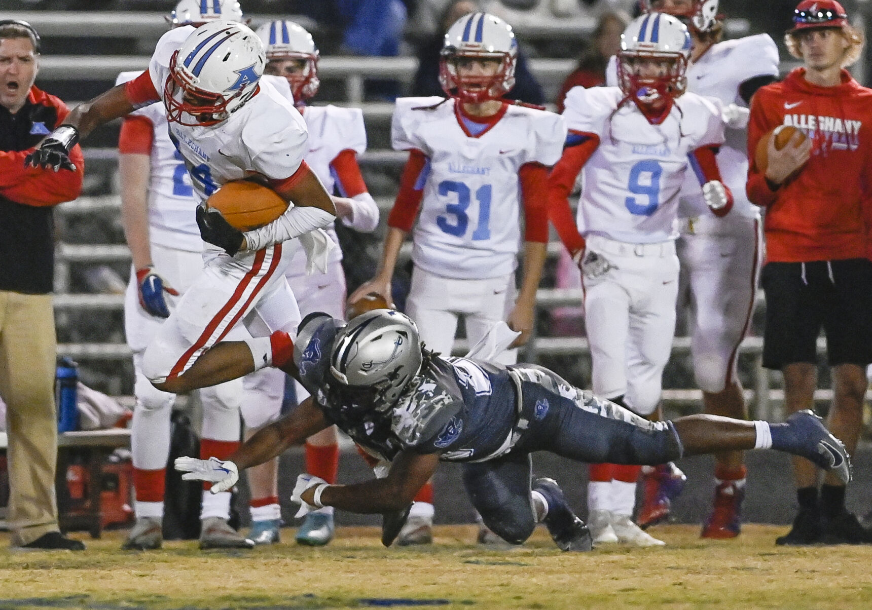 111022-lna-sports-appomattox ftb p7